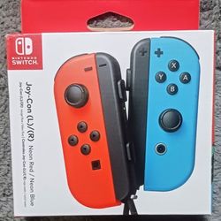 Nintendo Switch Controllers 