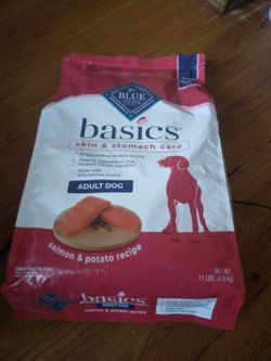 Blue Buffalo® Basics™ Skin & Stomach Care Adult Dog Dry Food - Salmon & Potato