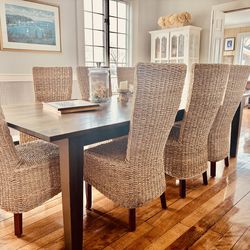 8 beautiful rattan dining room chairs