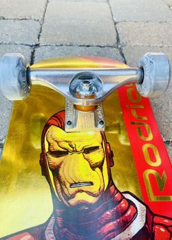 スケートボード Primitive P.RODRIGUEZ IRON MAN - 8.125 Primitive Marvel X Moebius Iron Man Rodriguez Skateboard