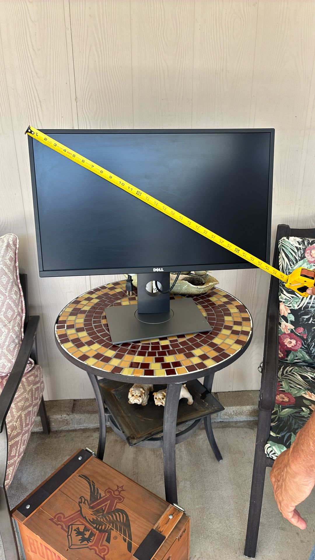 Computer Monitor / Dell 28 Inch