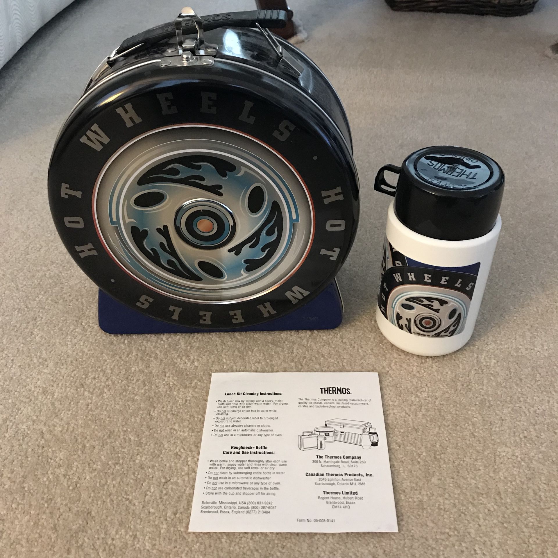 NEW hotwheels tire metal lunch box with thermos