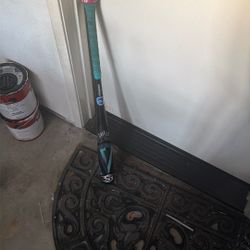 Louisville Atlas 33/30