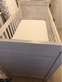 Crib with mattress