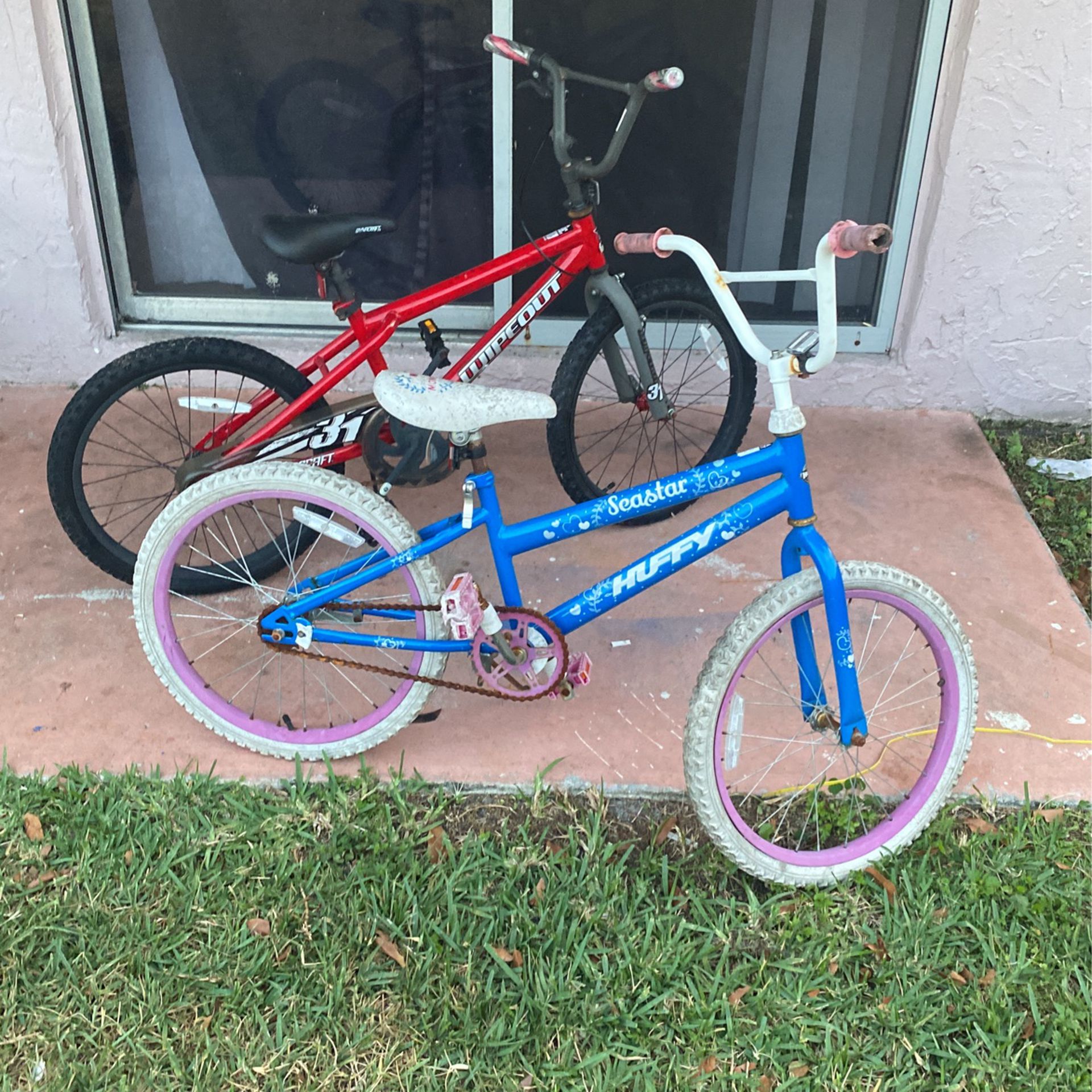 2 Kid Bikes