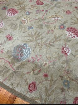Pottery Barn Rug 8x10