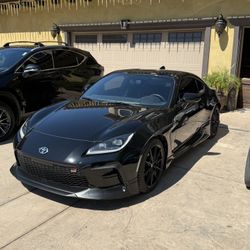 GR86 TRD Style Front Lip