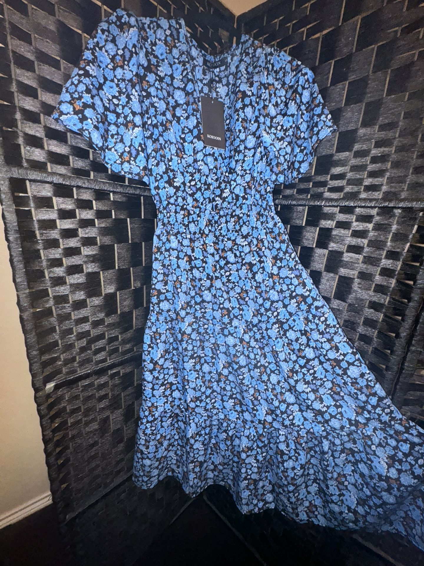Brand New Size (Small) Blue Floral Dress