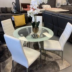 Set De Comedor Blanco Totalmente Nuevo, Lo Tengo Disponible En Otros Colores 