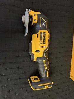 Herramienta Oscilante DeWalt 20V MAX XR Brushless (DCS356)