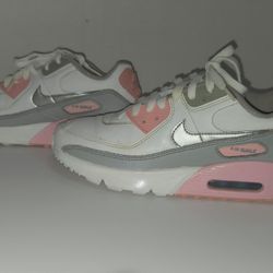 Nike Air Max 90 LTR "LT Smoke Grey/Pink with white  YOUTH 6y