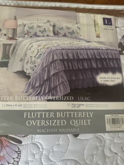 Brand New Quilt Size Full/Queen
