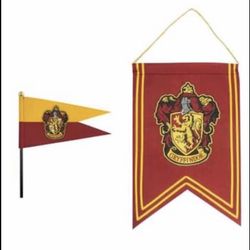 Harry Potter Gryffindor Banner and Flag Set