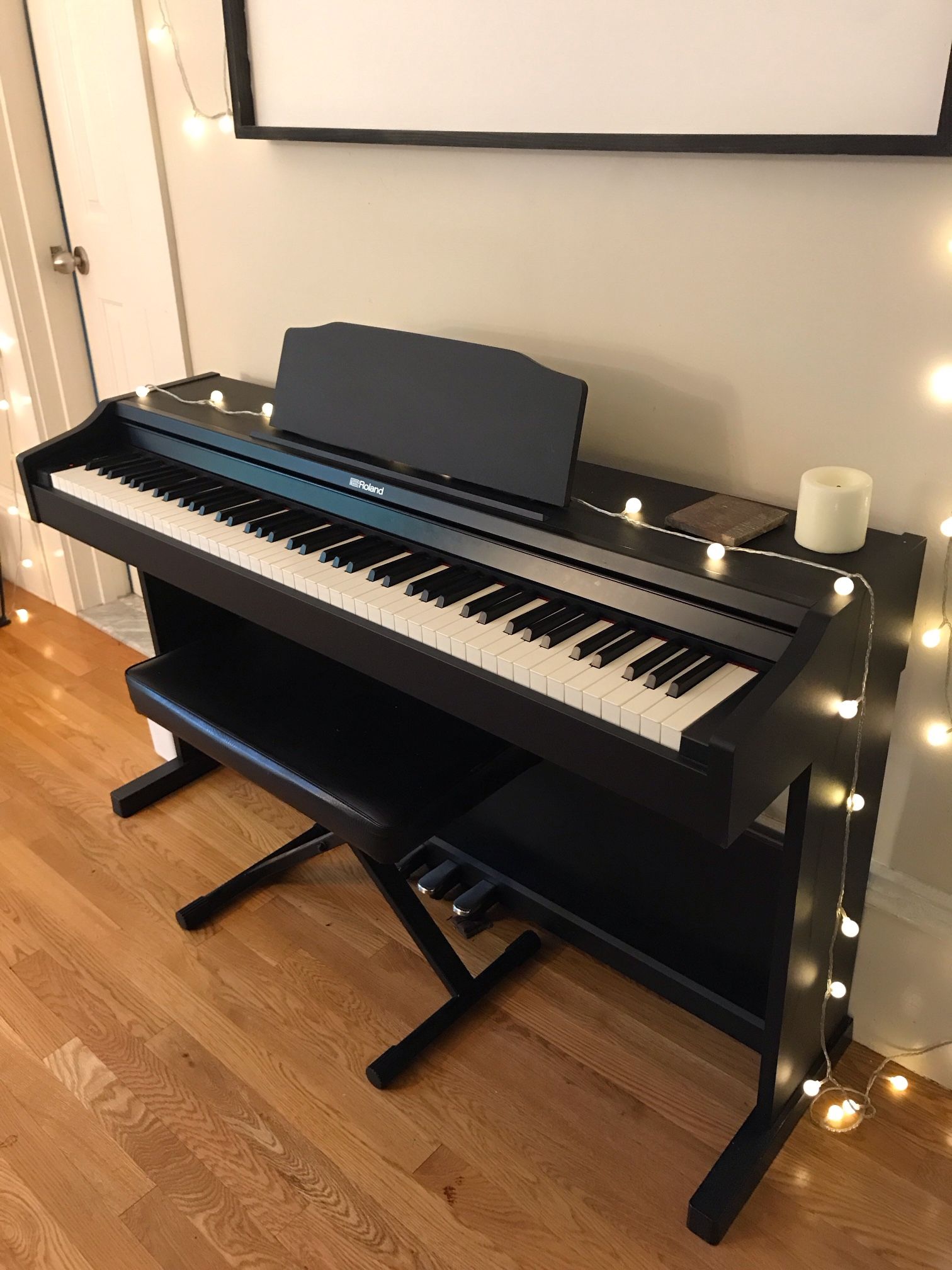 Roland RP102 digital piano