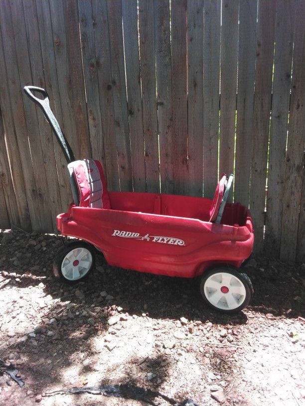 Radio Flyer Wagon