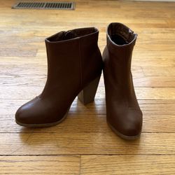 Rampage Brown Heeled Boots Size 6 1/2