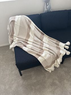 Striped throw blanket