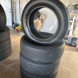 20” HANKOOK Tires Llantas En BUENAS CONDICIONES 