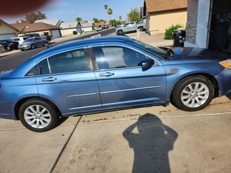 2011 Chrysler 200