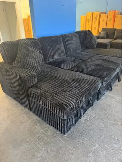 🔥 New Sleeper Sectional with Storage & USB Charging