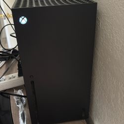 Xbox One X 