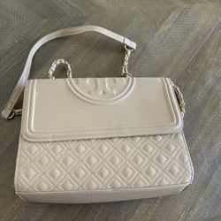 Purses and wallets