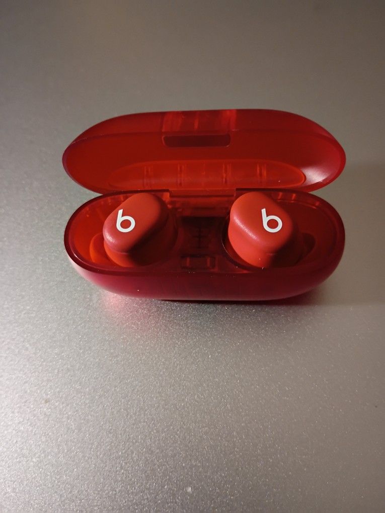 Beats Solo Buds