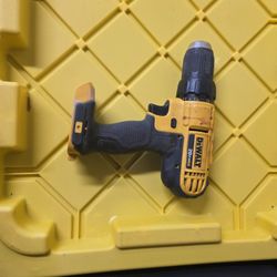 Dewalt 20v Drill. 110 OBO