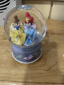 Disney Princess Musical Globe 