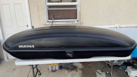 Yakima SkyBox Roof Storage