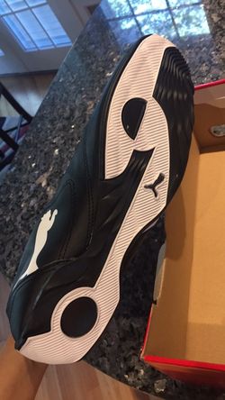 Brand new men's Puma shoes size 10