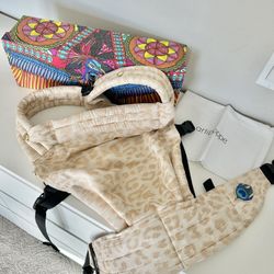 Artipoppe Zeitgeist Leopard Gold - Baby Carrier