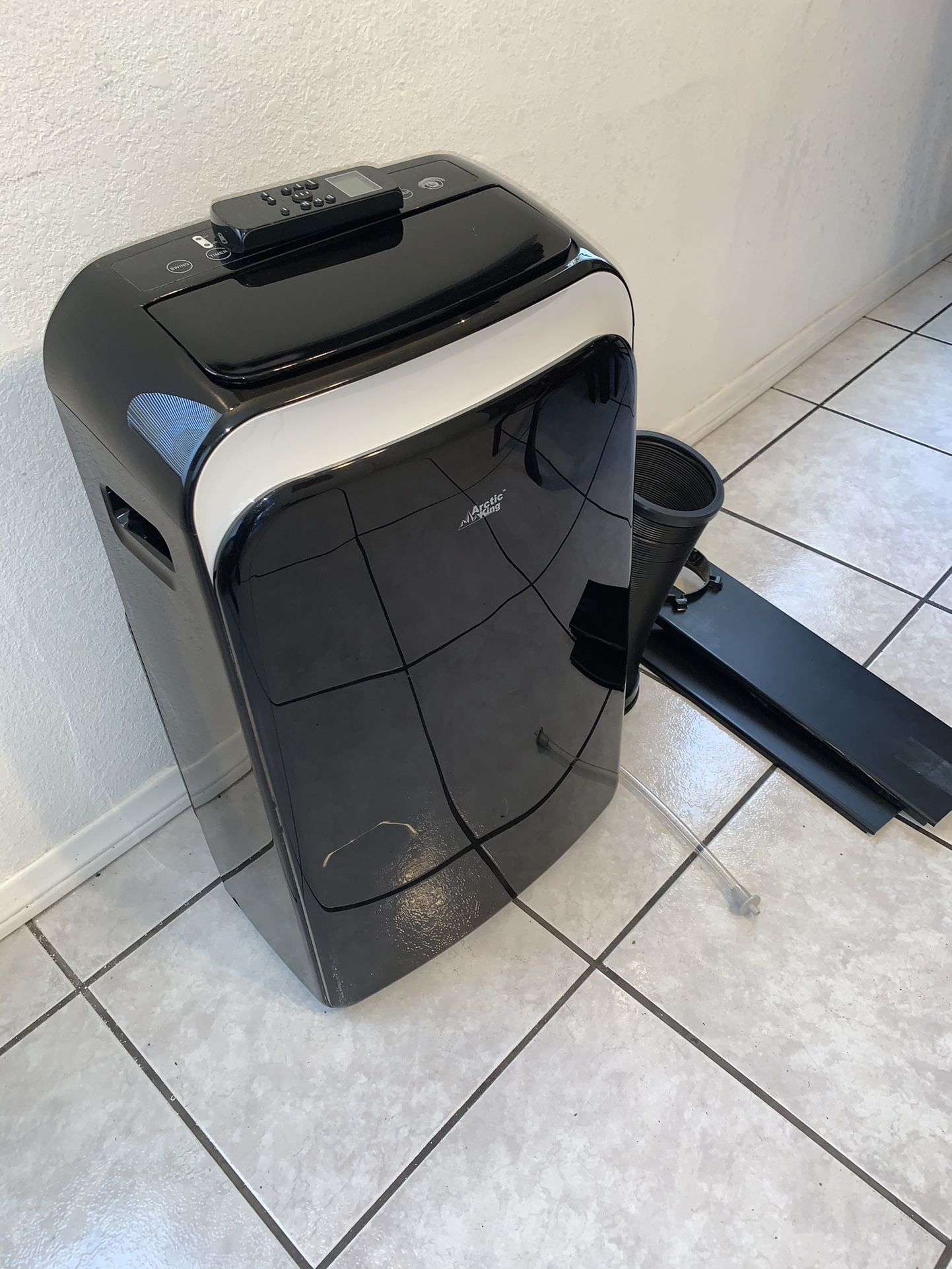 Arctic King Air Conditioner 13,500 BTU