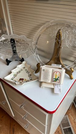 Mikasa Christmas Trays, Heavy Round Platter, Vintage Ceramic Bible w Lord’s Prayer 
