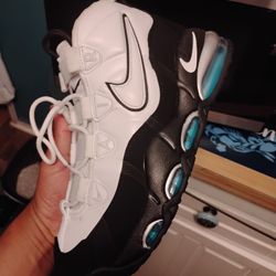 PIPPENS SIZE 9
