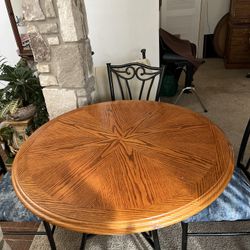 Dining Table With Four chairs!  (4)