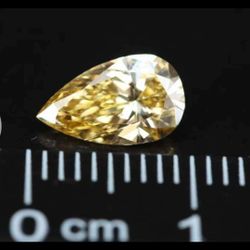 1.08 ct Loose Fancy Yellow Diamond