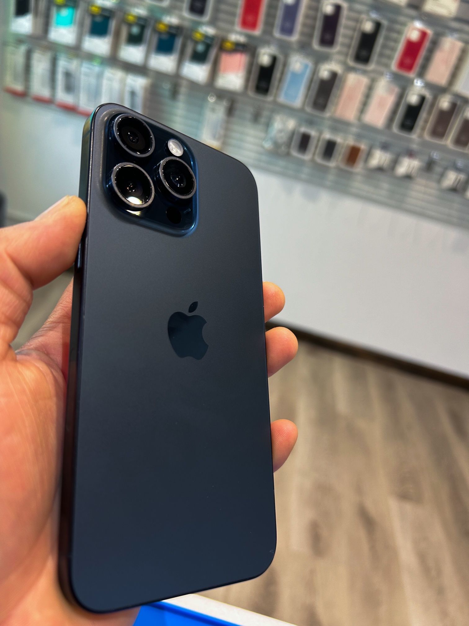 iPhone 15 Pro Max Unlocked