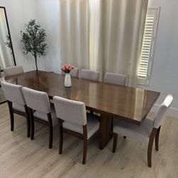 Huge Table And 8 Chairs 
