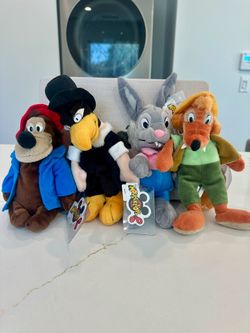 Splash Mountain Brer Rabbit, Bear, Fox, & Vulture - Song Of The South set of 4 Disney Bean Bag Plush (Mint Condition)