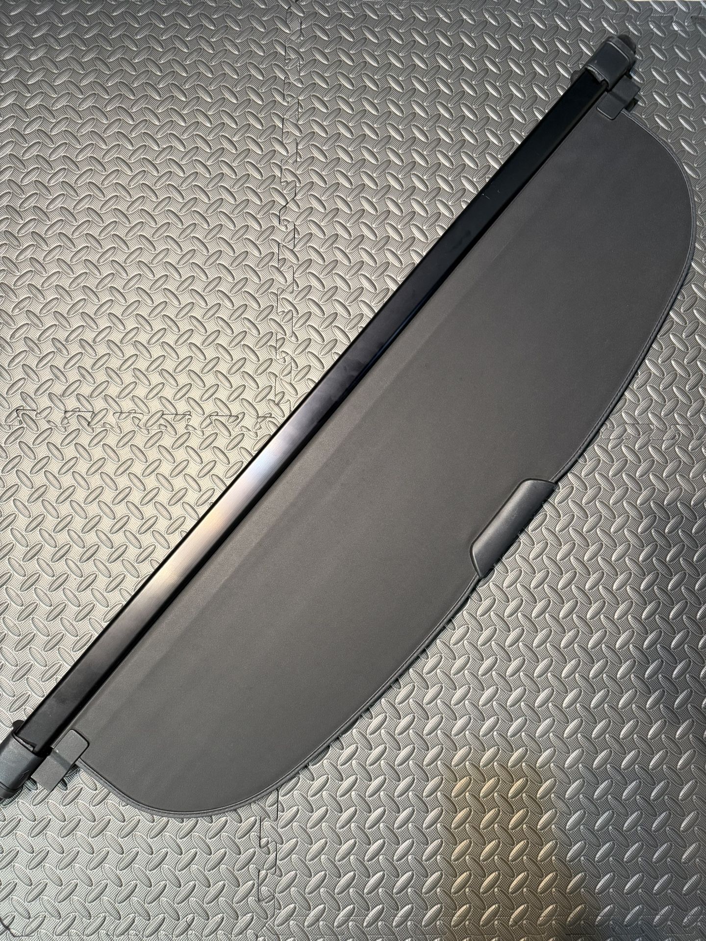 23-25 Genuine Lexus RX retractable Tonneau Cover