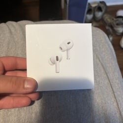 Apple AirPods Pro Gen 2