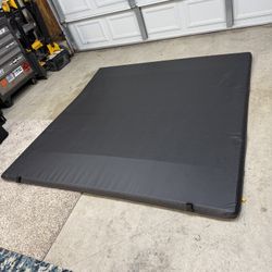 OEDRO tri Fold Tonneau Cover 5.7ft Bed