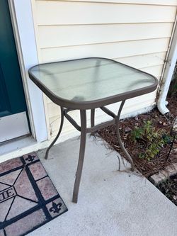 Taupe 24” x 24” x 28” Garden/Patio Table w/ Tempered Top