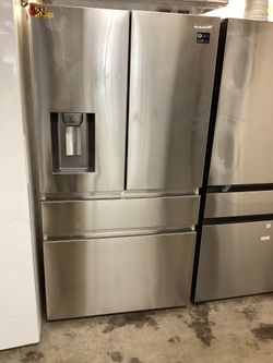 Samsung Refrigerator Counter Depth 36” Width/24” Depth