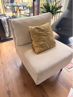 Lounge chair