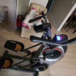 Bowflex Max Trainer M5 Elliptical Exercise Machine Used well maintained