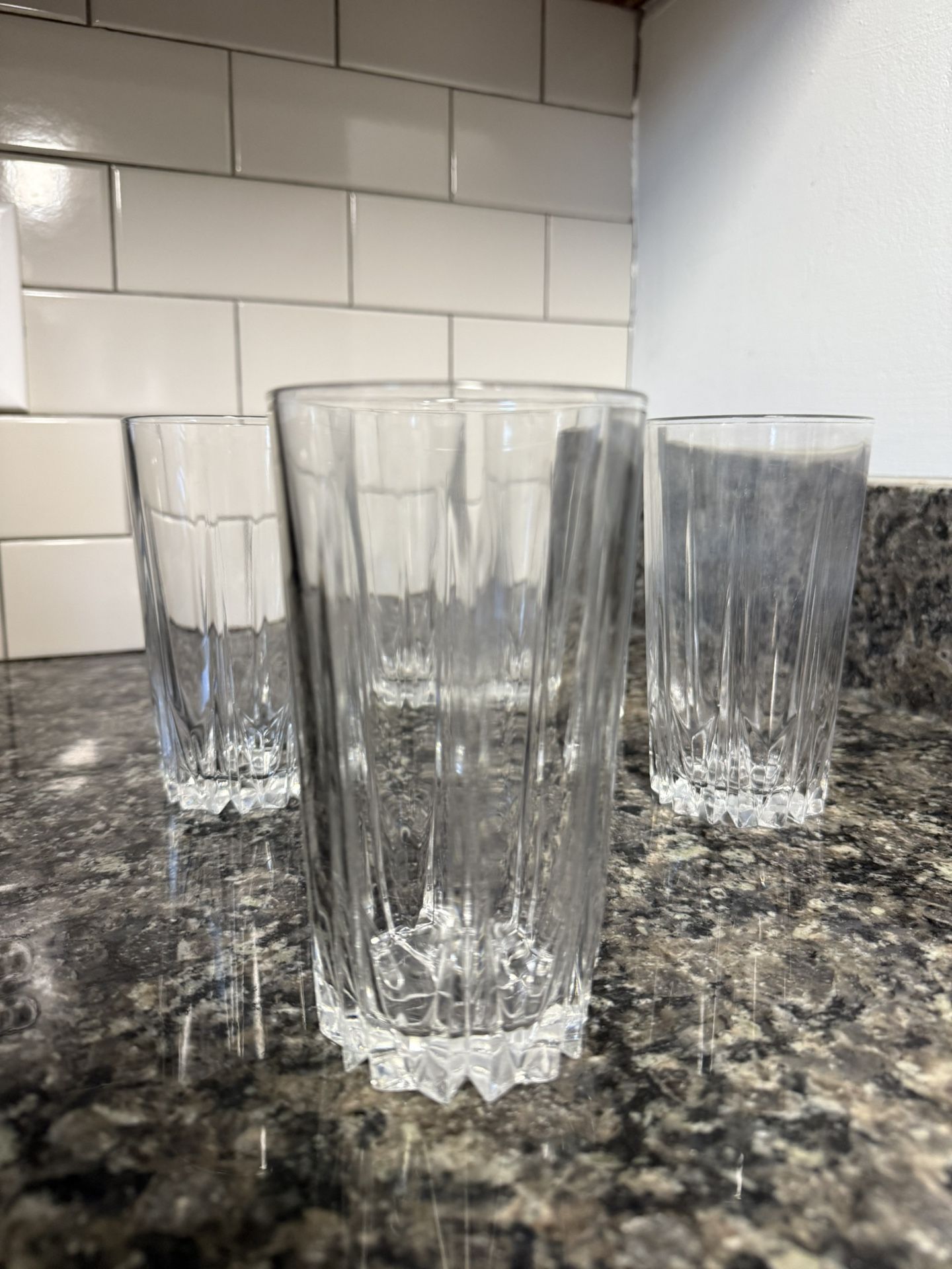 Tall Drinking Cup Glass Set 