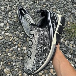 Dolce & Gabbana Size 10 Authentic 