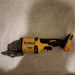 DeWalt 60V Graniadora 